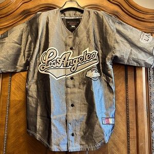 Like New Classic LA Los Angeles WSP21 Grey Baseball Style Big Large Jersey!